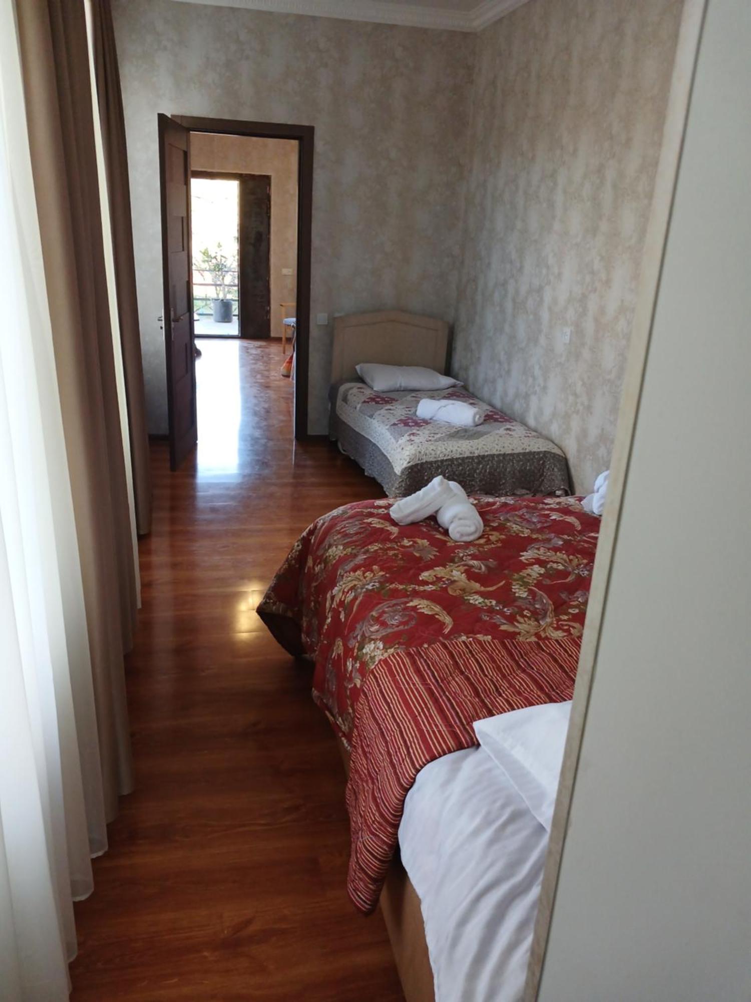 Guest House Nano Martvili Ngoại thất bức ảnh