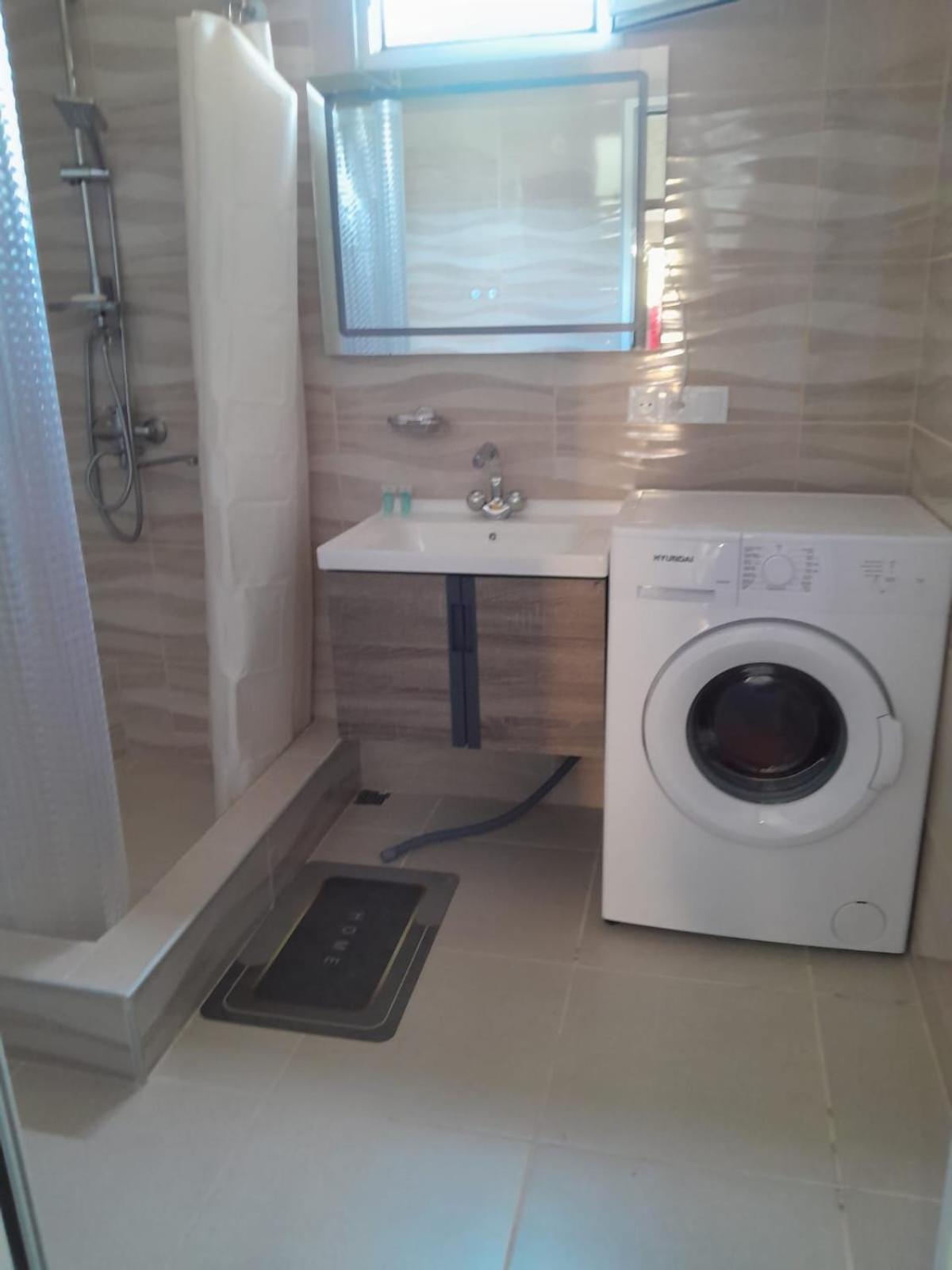 Guest House Nano Martvili Ngoại thất bức ảnh