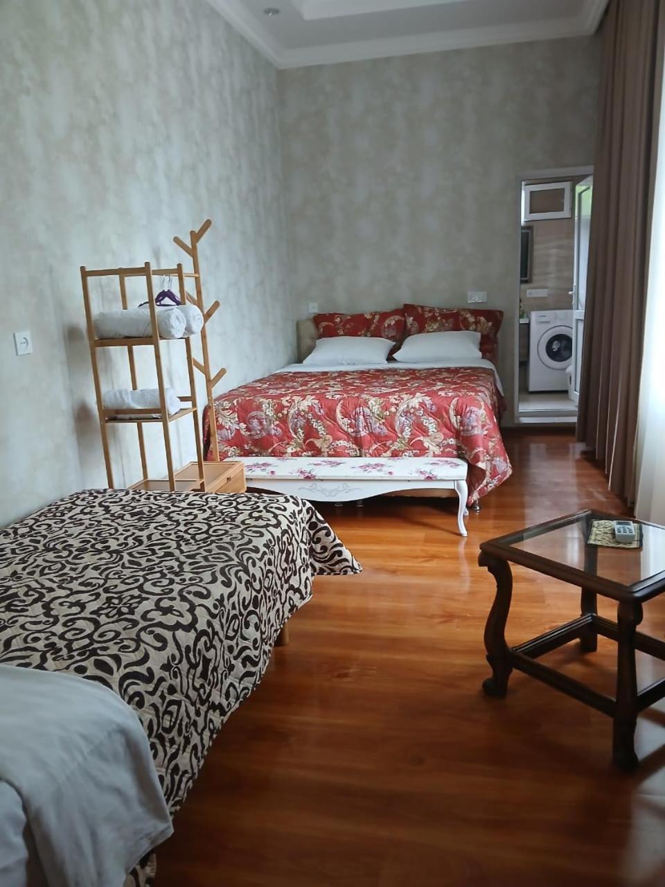 Guest House Nano Martvili Ngoại thất bức ảnh